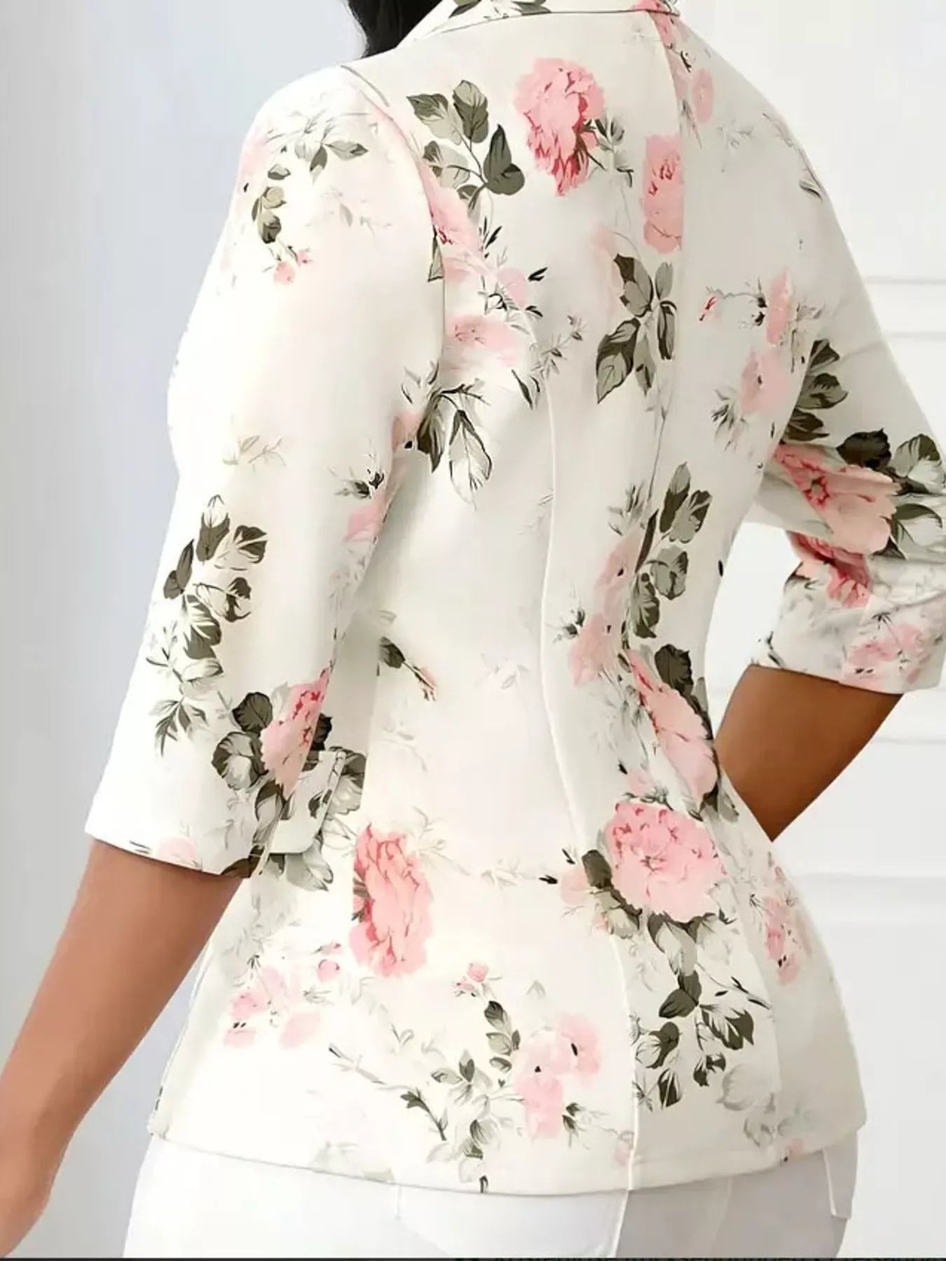 Blazer décontracté à imprimé floral et un bouton - Élégance District 