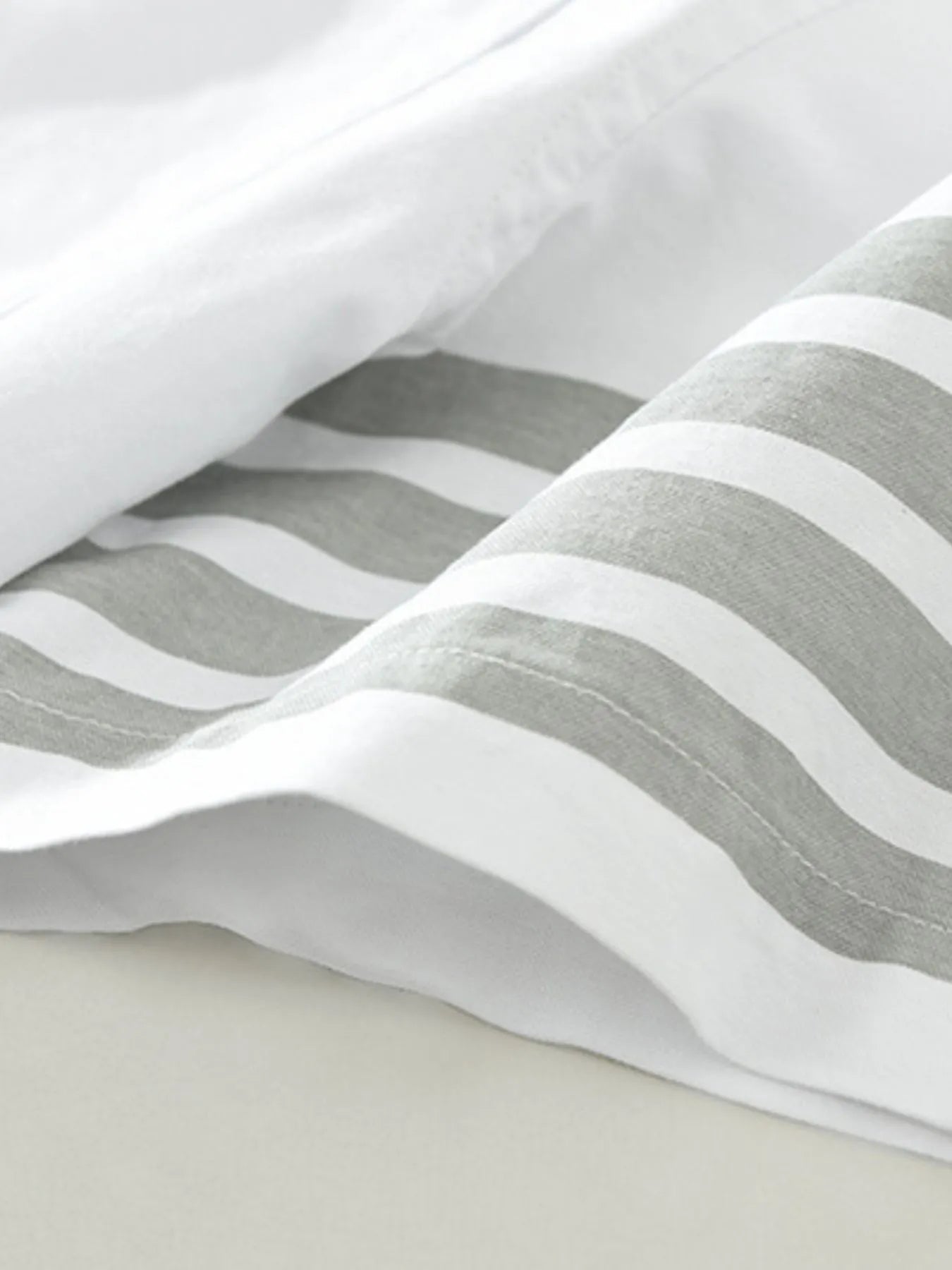 Chemise à manches courtes boutonnée pour homme grande taille     Elégance District