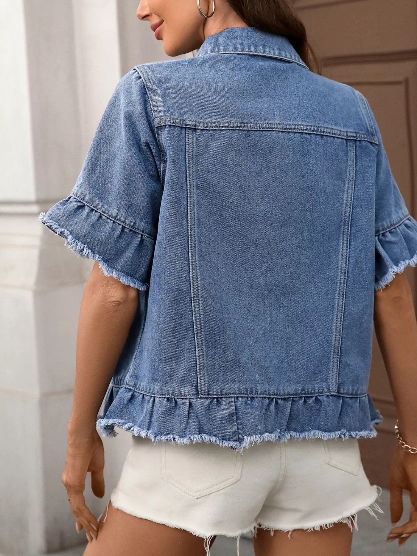Veste jean boutonnée à ourlet brut - Élégance District - 