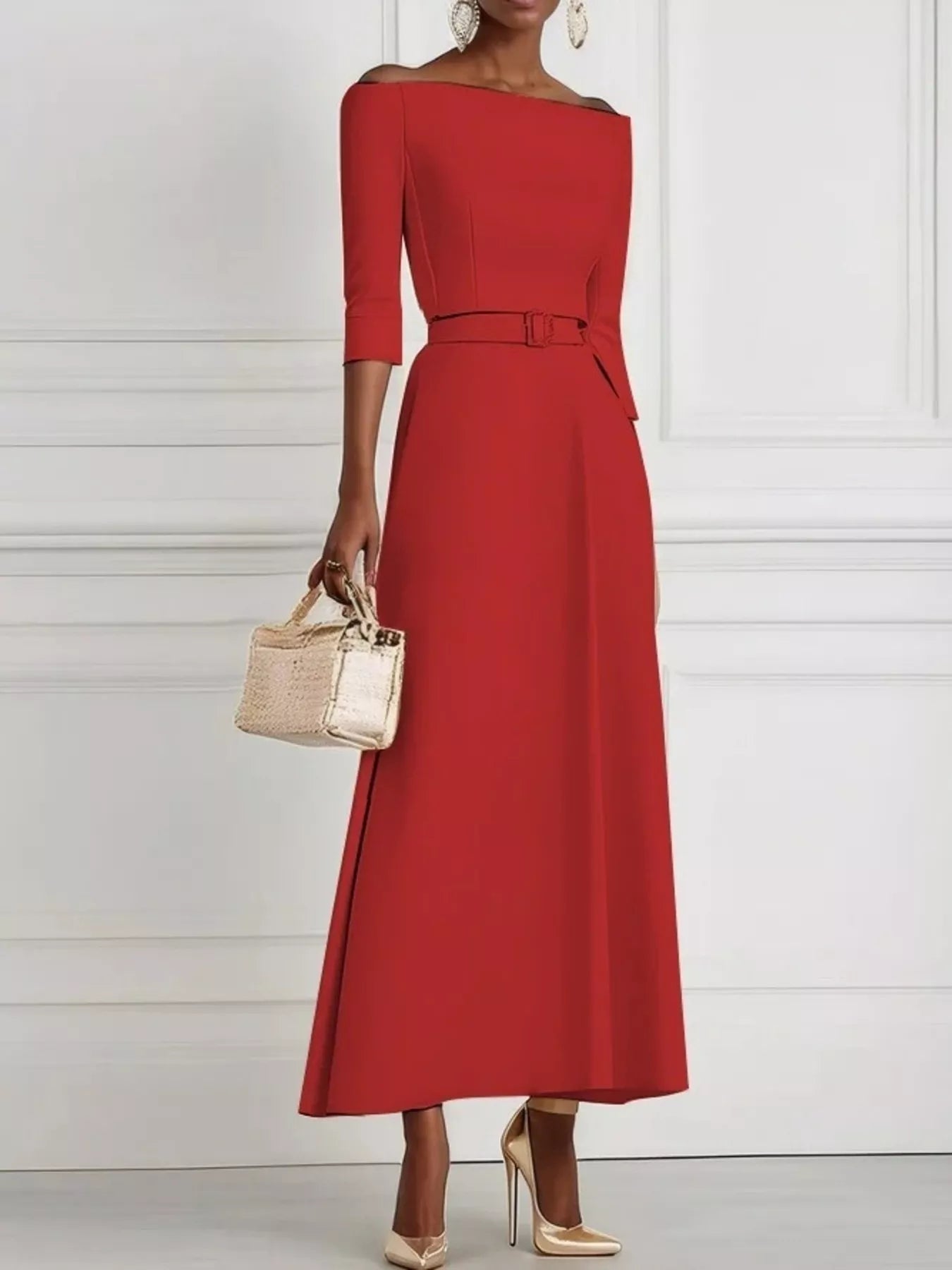 Robe longue élégante à épaules dénudées et ceinture   Elégance District