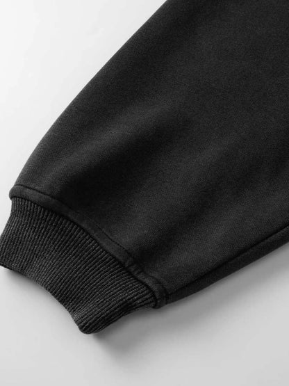 Sweat à capuche zippé avec cornes de diable   Elégance District