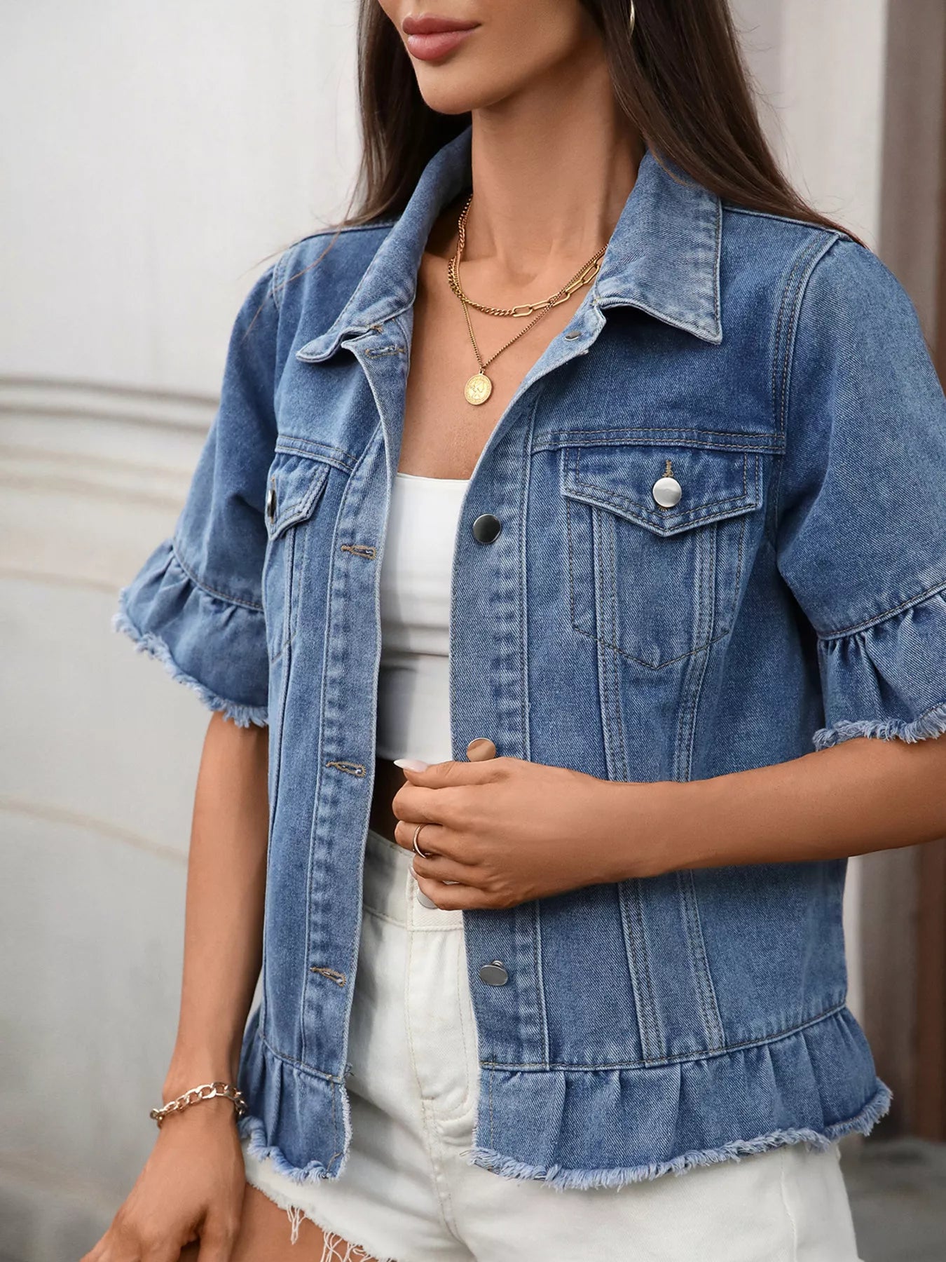 Veste jean boutonnée à ourlet brut - Élégance District - 