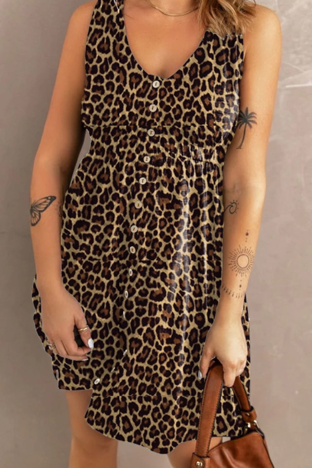 Robe Imprimée Boutonnée avec Poches Sans Manches - Élégance District