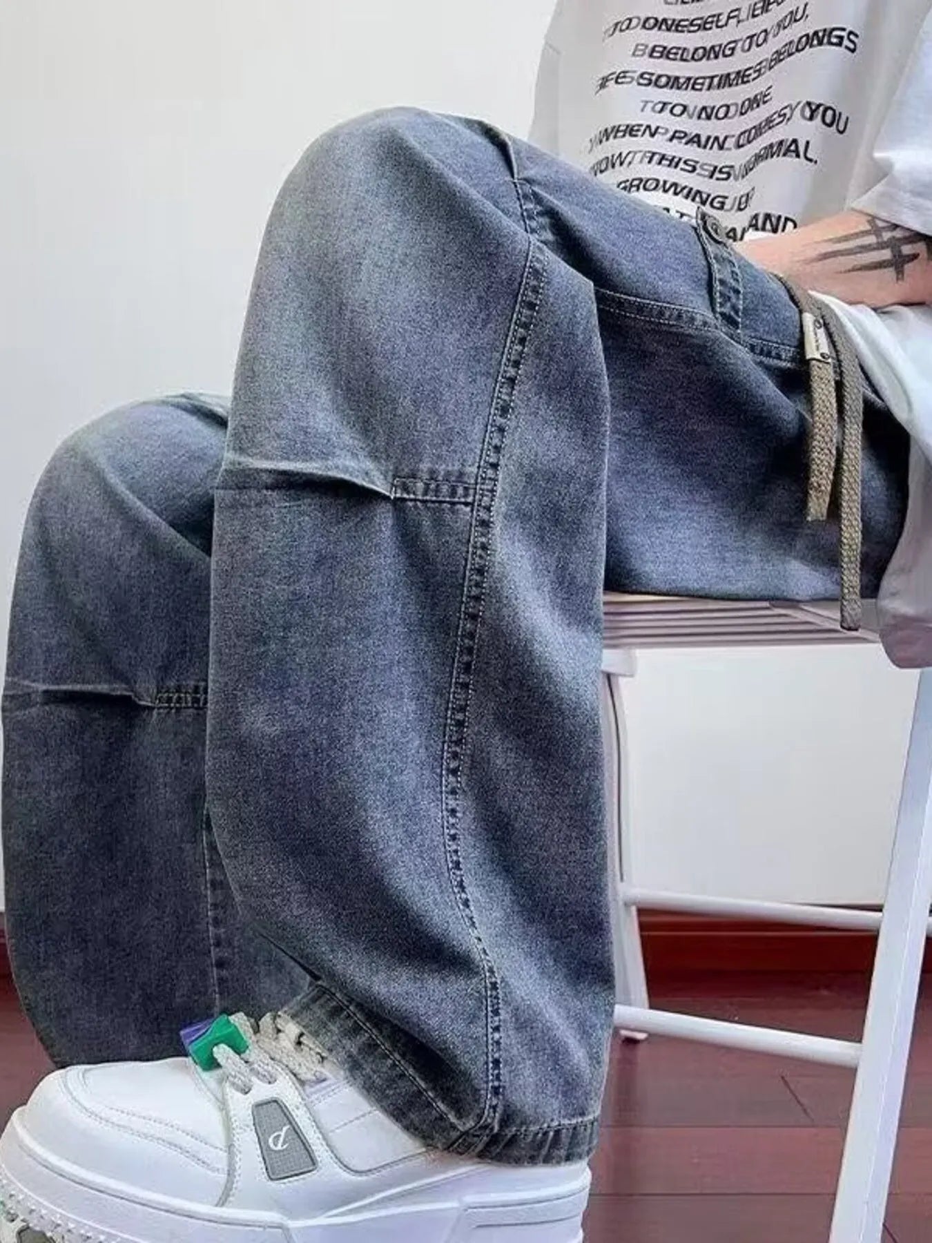 Jeans homme grande taille, jambes larges, délavage standard   Elégance District