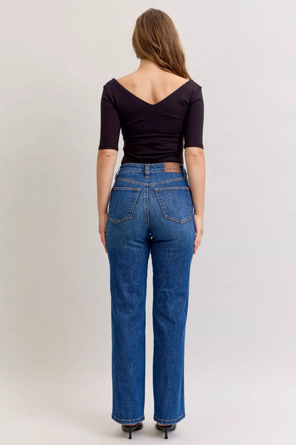 Jean droit taille haute gainant Judy Blue  Elégance District