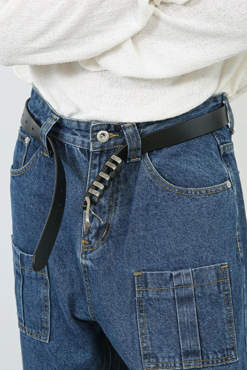 Jean homme taille mi-haute avec poches cargo   Elégance District