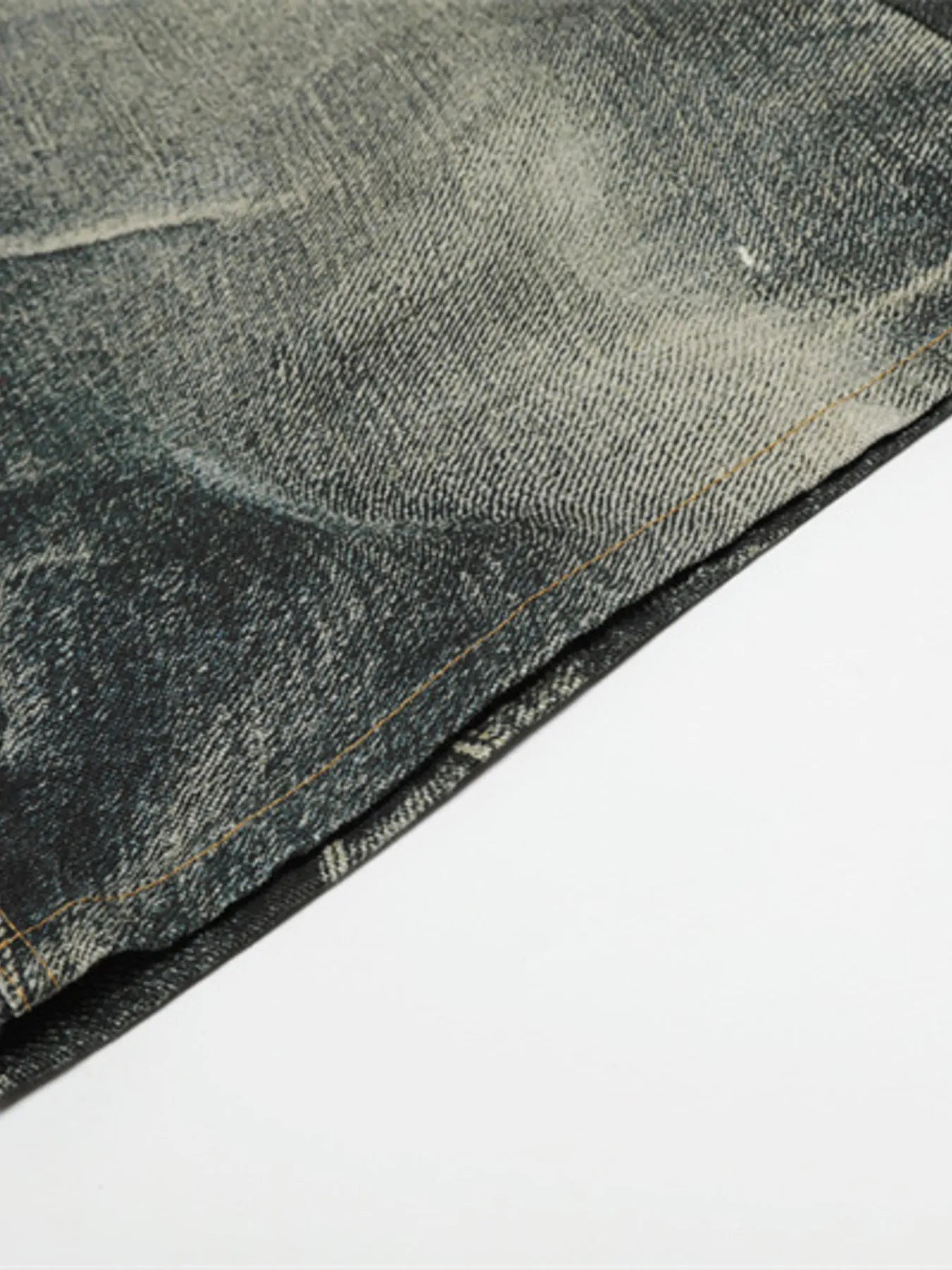 Short jean imprimé de chaînes à perles colorées pour homme   Elégance District