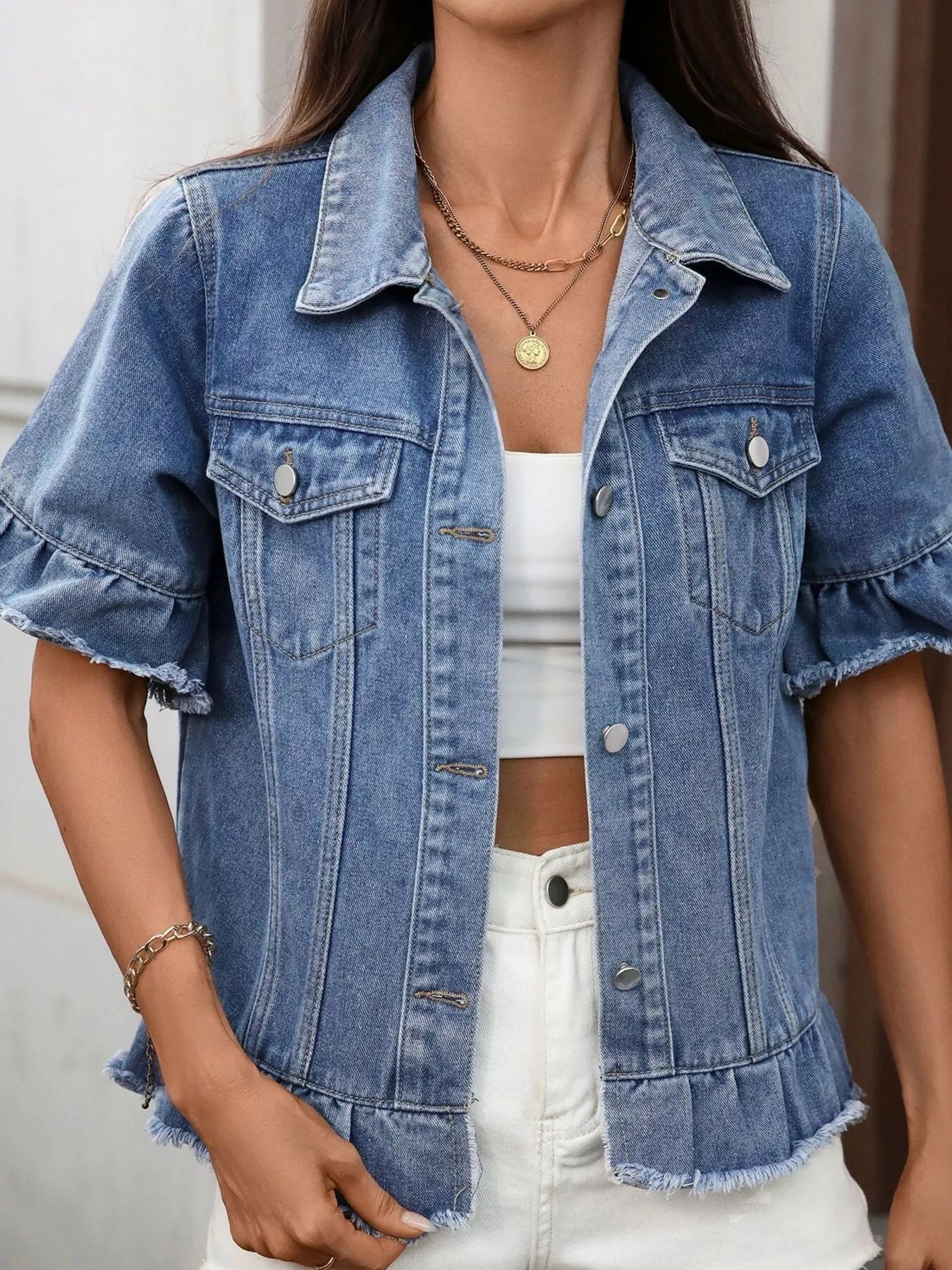 Veste jean boutonnée à ourlet brut - Élégance District - 