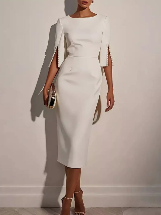 Robe midi élégante et cintrée à manches fendues ornées de perles   Elégance District