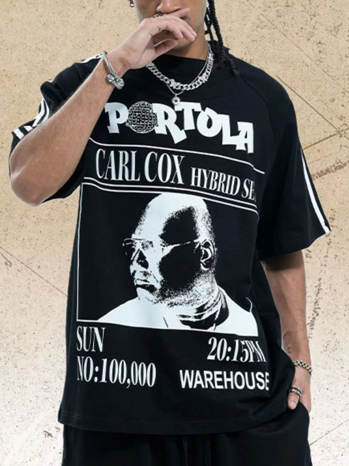T-shirt imprimé à manches courtes et col rond pour homme. Elégance District