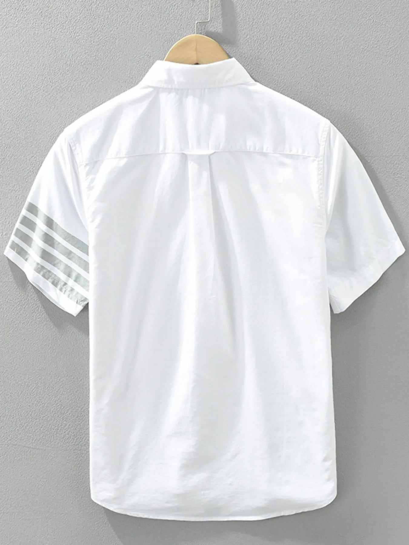 Chemise à manches courtes boutonnée pour homme grande taille     Elégance District