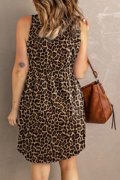 Robe Imprimée Boutonnée avec Poches Sans Manches - Élégance District