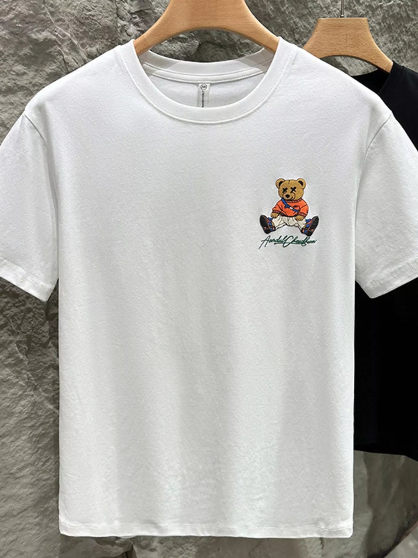 T-shirt à manches courtes  avec motif ours    Elégance District