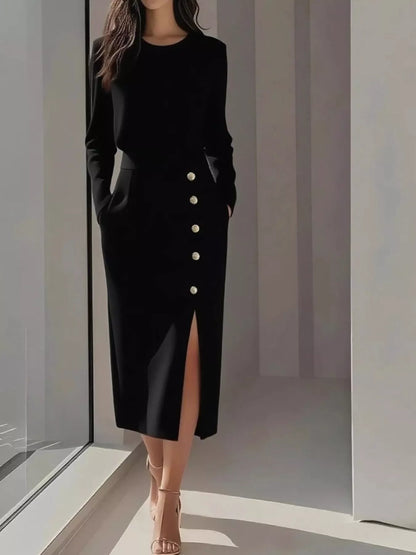 Robe midi à manches longues boutonnée avec fente latérale   Elégance District