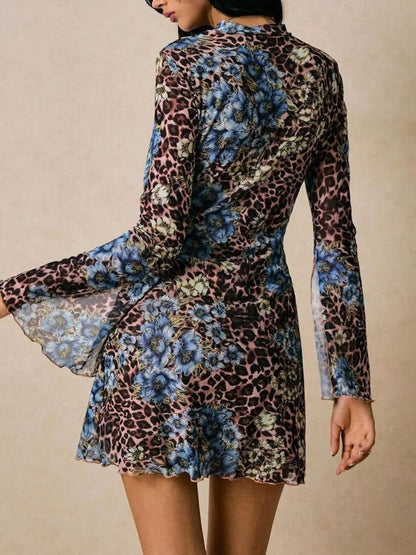 Robe mini à manches fendues imprimée léopard et fleurs   Elégance District