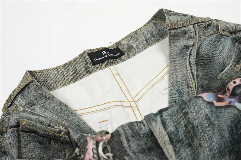 Short jean imprimé de chaînes à perles colorées pour homme   Elégance District
