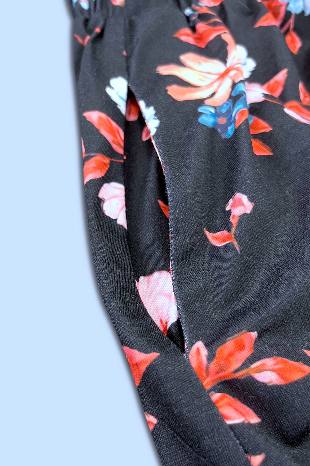 Robe Imprimée Boutonnée avec Poches Sans Manches - Élégance District