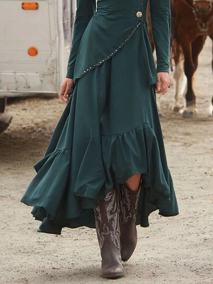 Robe longue asymétrique à volants et décolleté cache-cœur    Elégance District