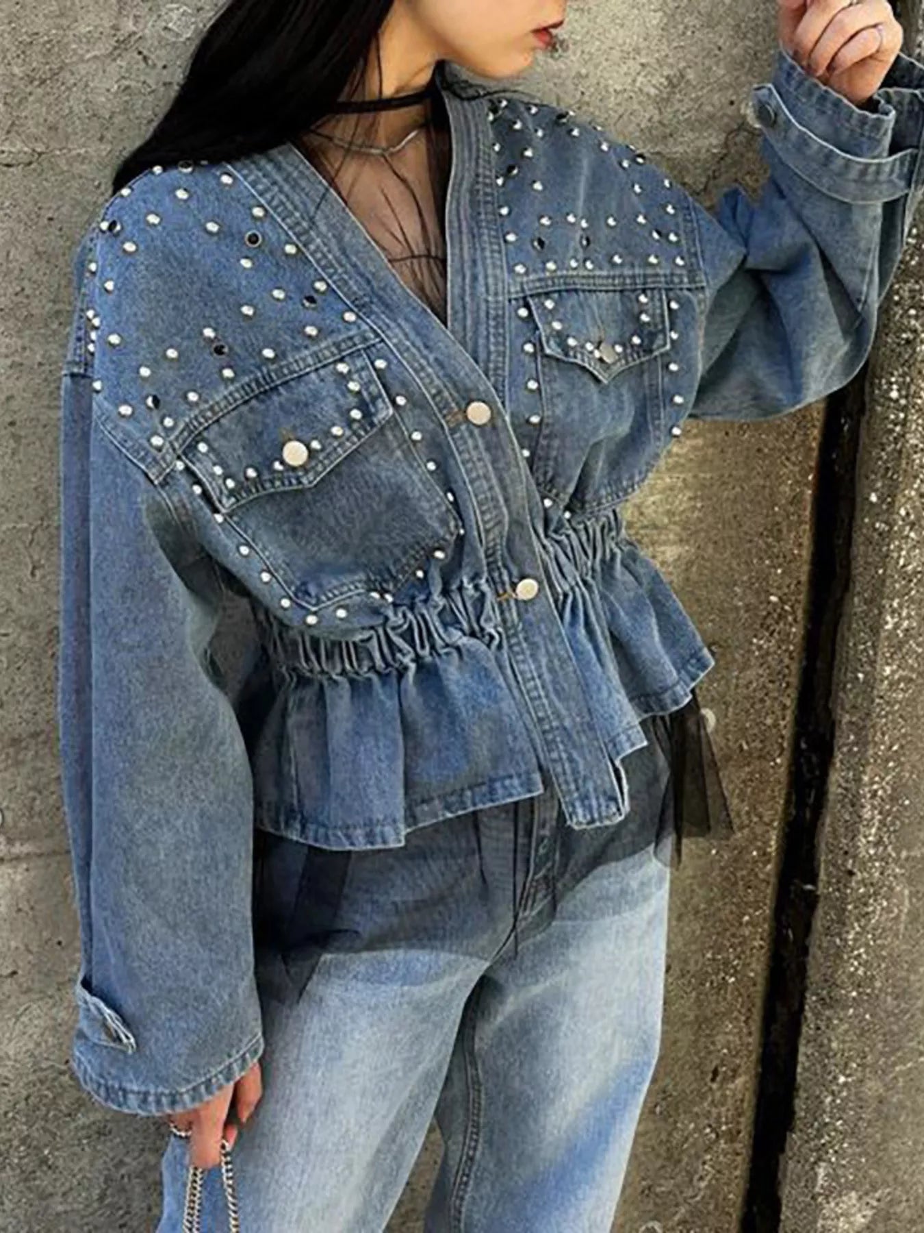 Veste  jean boutonnée cloutée  Elégance District