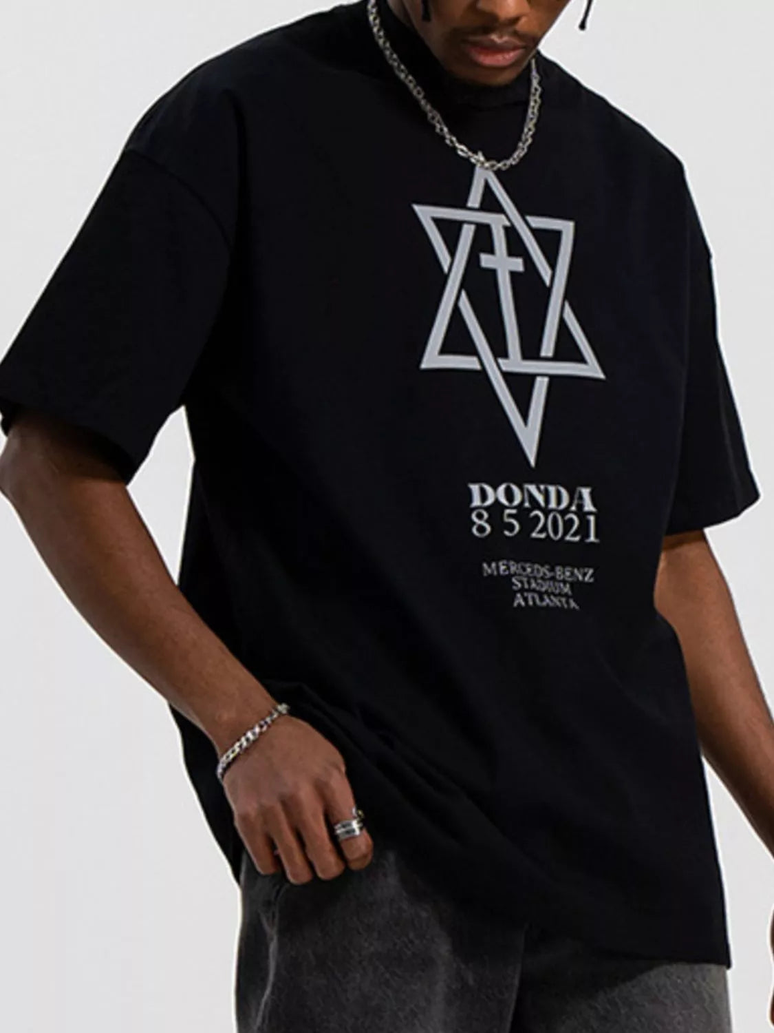 T-shirt  graphique à manches courtes et col rond pour homme. Elégance District