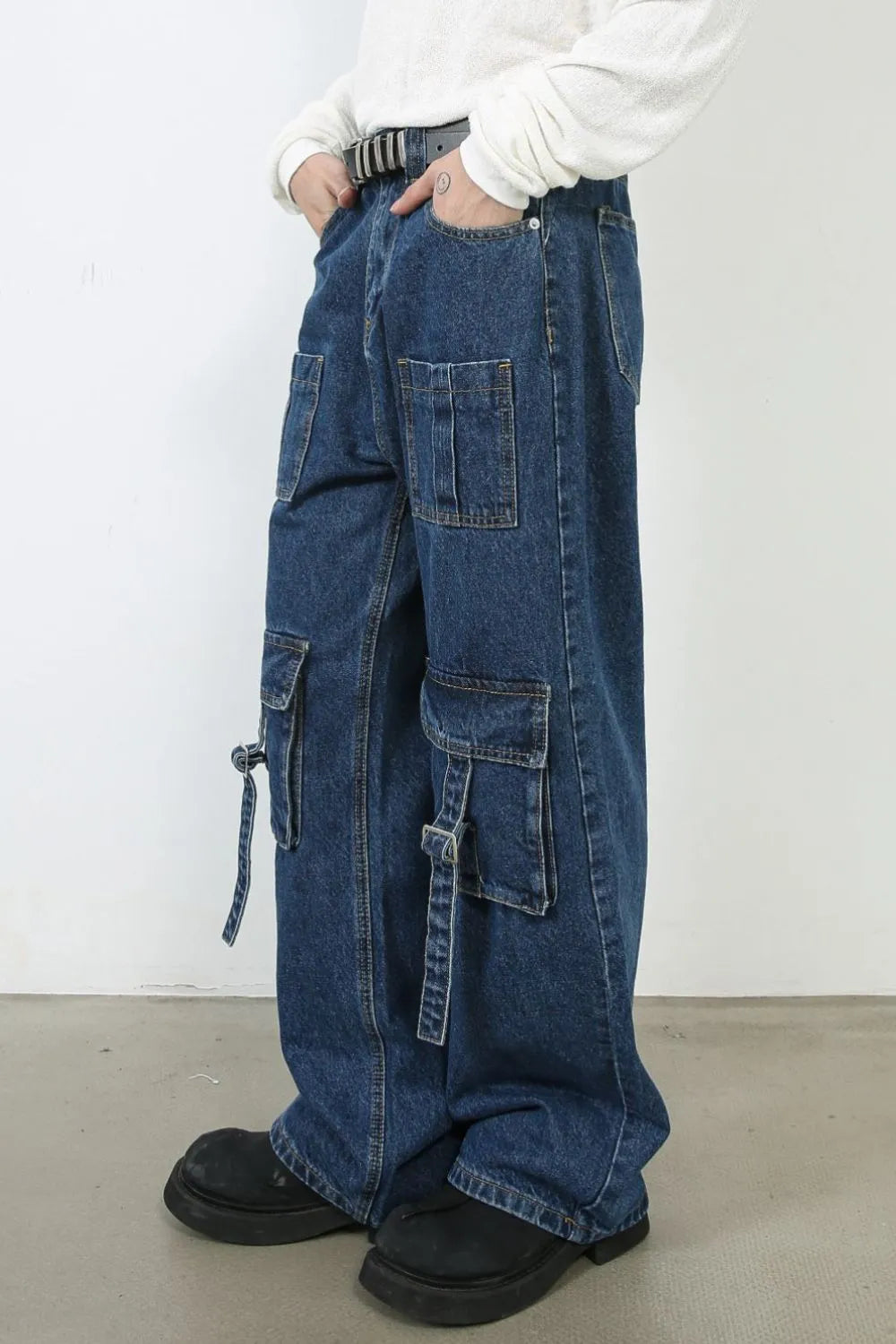 Jean homme taille mi-haute avec poches cargo   Elégance District