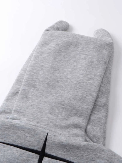 Sweat à capuche zippé avec cornes de diable   Elégance District