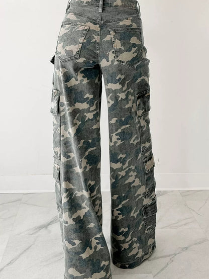 Jean cargo à jambes larges imprimé camouflage   Elégance District